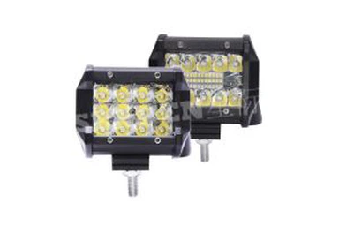 SENKEN 18W Flood LED svetlo do auta